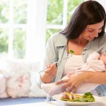 عادات مناسب غذایی و آشامیدنی مادر در دوران شیردهی
