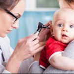عفونت گوش در کودکان چه دلایلی دارد و روش های پیشگیری و درمان آن چیست؟