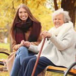  پرستار سالمند سالم درچه مواردی استخدام می شود و چه وظایفی دارد؟