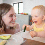 تغذیه کودک نوپا با ۱۶ ماده غذایی شگفت‌انگیز