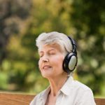 تاثیر موسیقی بر روحیه سالمندان